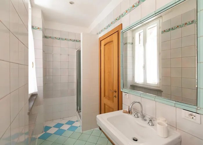 Trevi Royale - Under 1 Min Walk To Trevi Fountain Apartman Róma