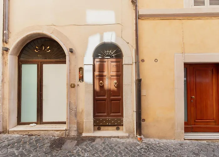 Trevi Royale - Under 1 Min Walk To Trevi Fountain Apartman Róma
