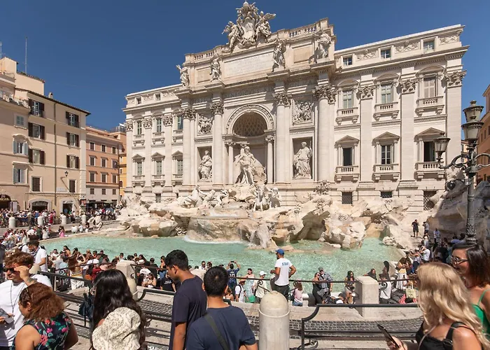 Trevi Royale - Under 1 Min Walk To Trevi Fountain Apartman *