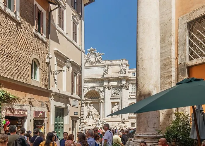 Trevi Royale - Under 1 Min Walk To Trevi Fountain *